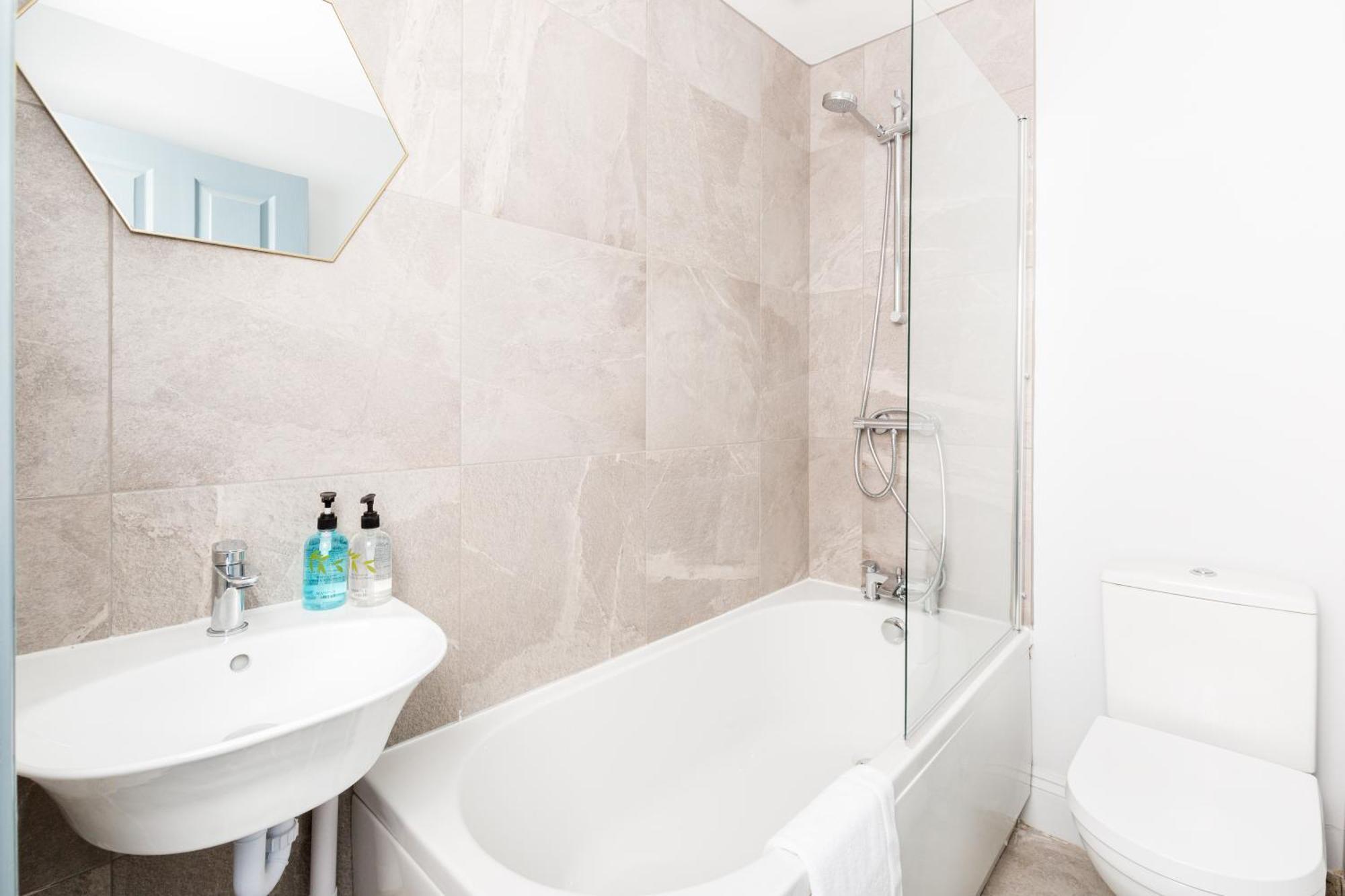 Duplex Loft Apartment With Balcony & Private Entrance In Jq Birmingham Esterno foto