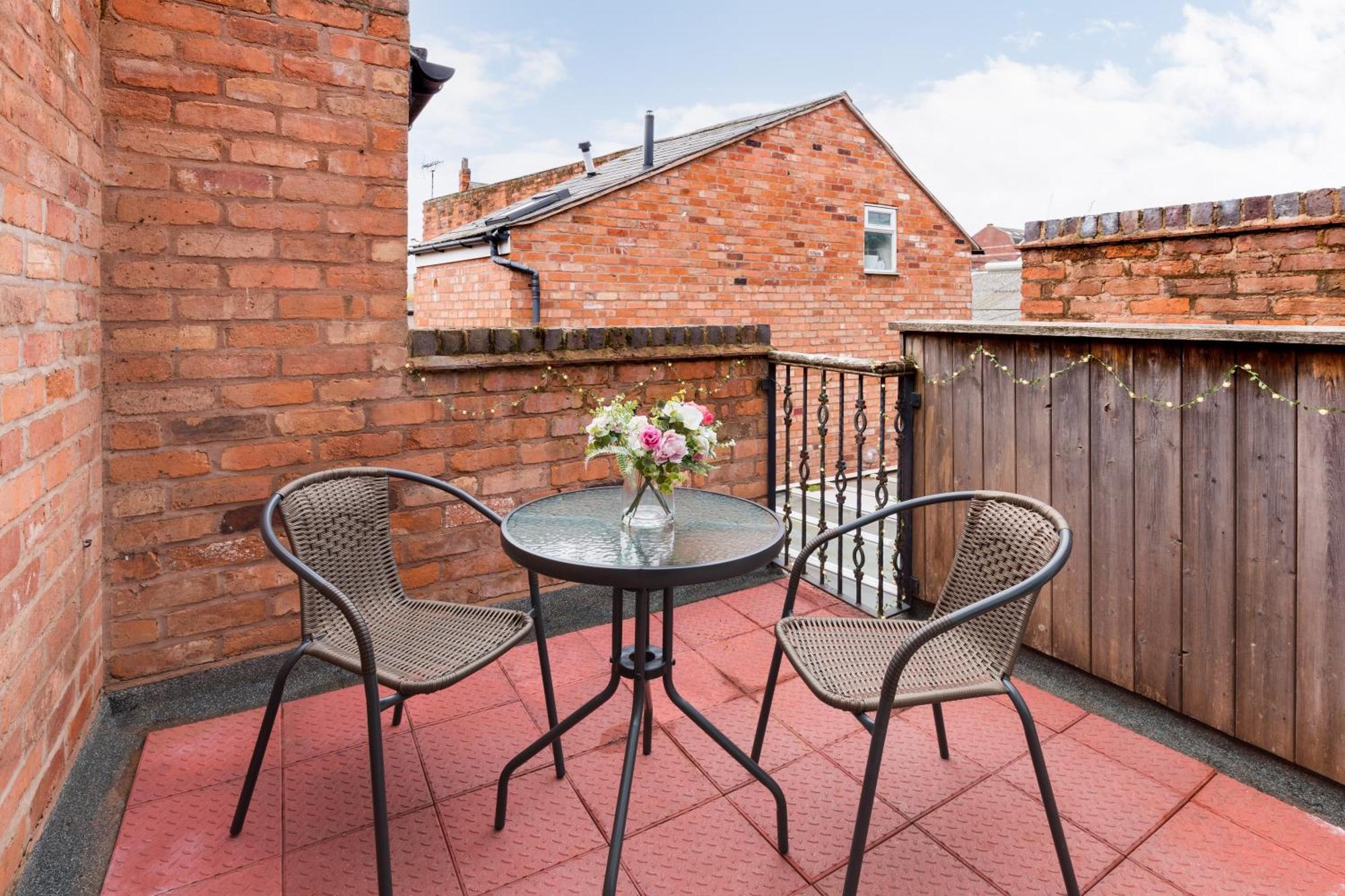 Duplex Loft Apartment With Balcony & Private Entrance In Jq Birmingham Esterno foto